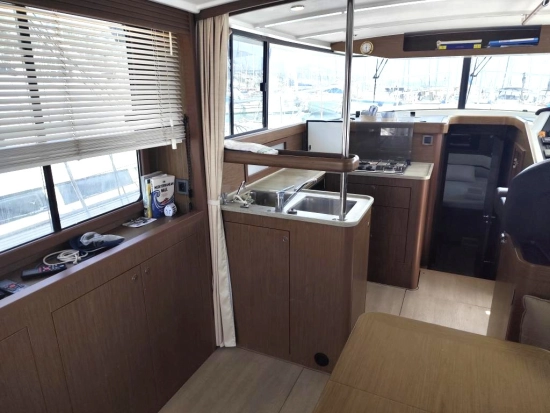 Beneteau Swift Trawler 44 gebraucht zum verkauf