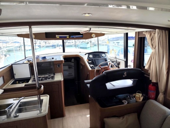 Beneteau Swift Trawler 44 gebraucht zum verkauf