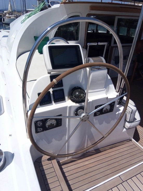 Lagoon 57 preowned for sale