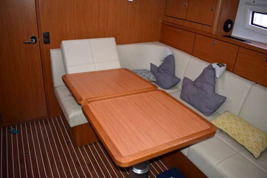 Bavaria Yachts Vision 42 gebraucht zum verkauf