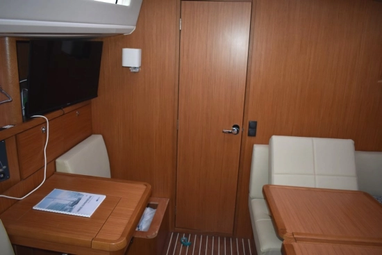 Bavaria Yachts Vision 42 gebraucht zum verkauf