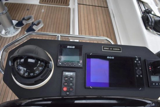 Bavaria Yachts Vision 42 gebraucht zum verkauf