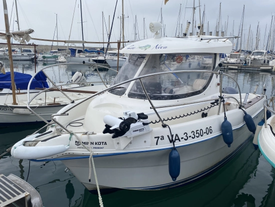 Quicksilver Pilothouse 630 preowned for sale