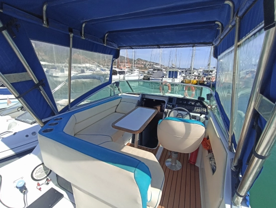 Rinker Fiesta 260 preowned for sale