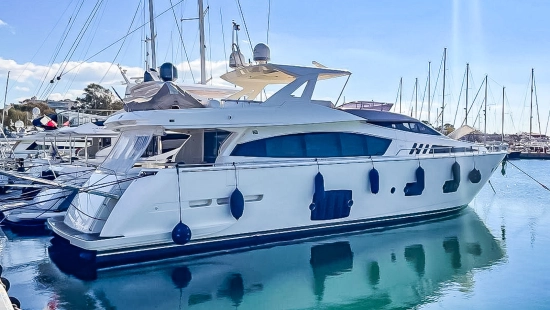 Ferretti 800 d’occasion à vendre