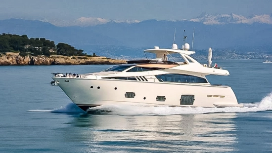 Ferretti 800 d’occasion à vendre