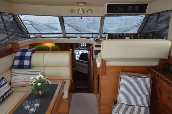 Princess 35 Flybridge preowned for sale