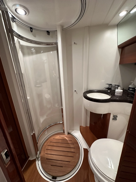 Princess 42 Flybridge preowned for sale