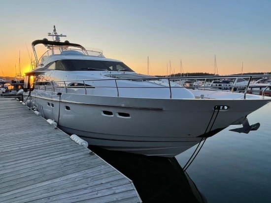 Fairline Squadron 68 preowned for sale