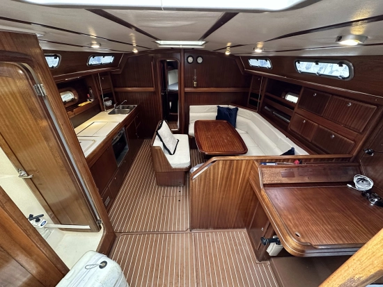 Bavaria Yachts 42 Cruiser preowned for sale