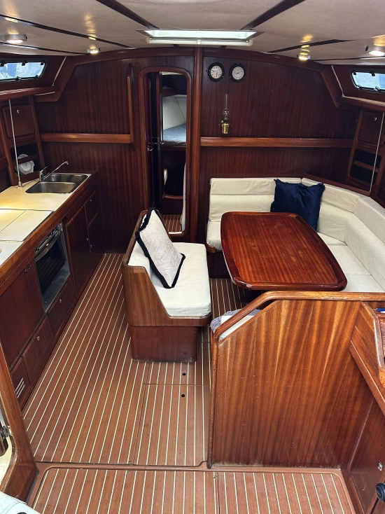 Bavaria Yachts 42 Cruiser preowned for sale