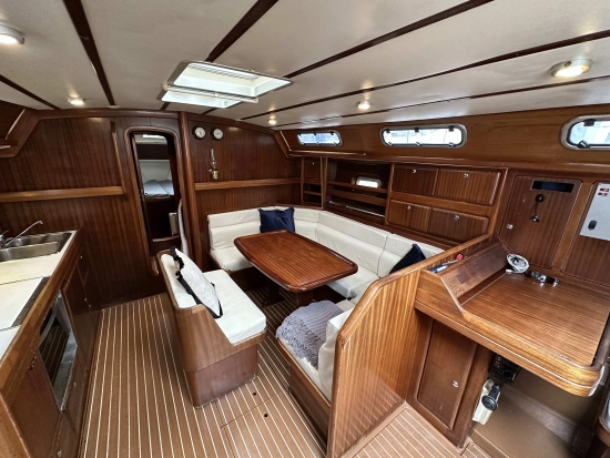 Bavaria Yachts 42 Cruiser preowned for sale