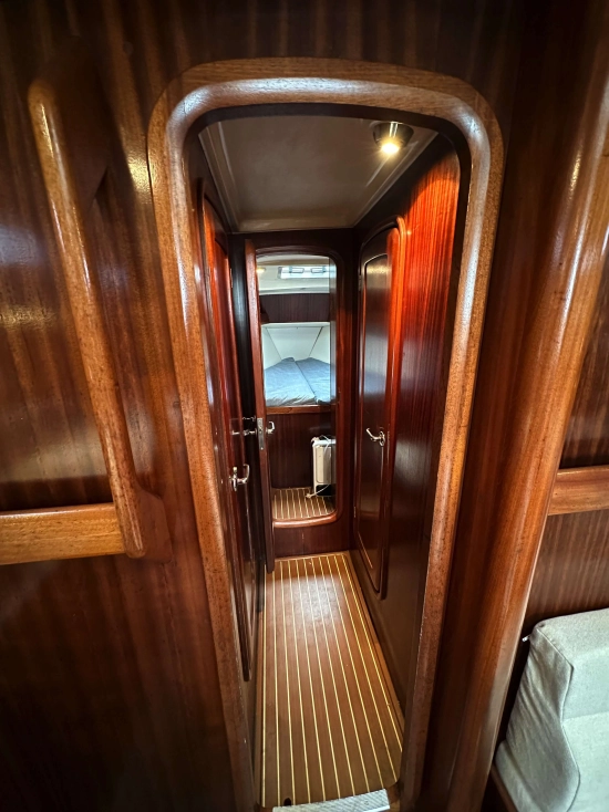 Bavaria Yachts 42 Cruiser preowned for sale