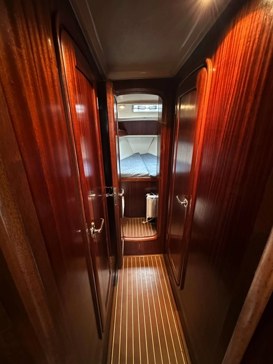 Bavaria Yachts 42 Cruiser preowned for sale