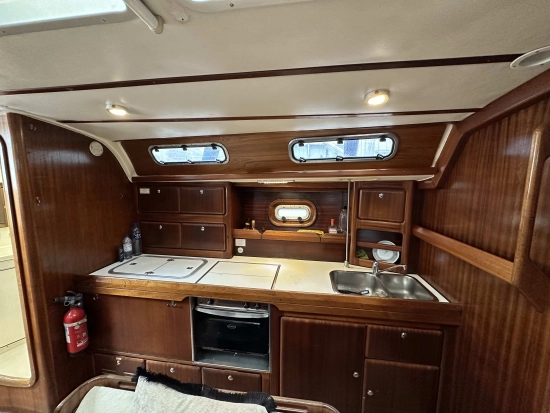 Bavaria Yachts 42 Cruiser preowned for sale