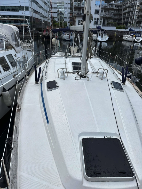 Bavaria Yachts 42 Cruiser preowned for sale