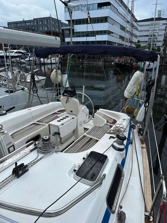 Bavaria Yachts 42 Cruiser preowned for sale