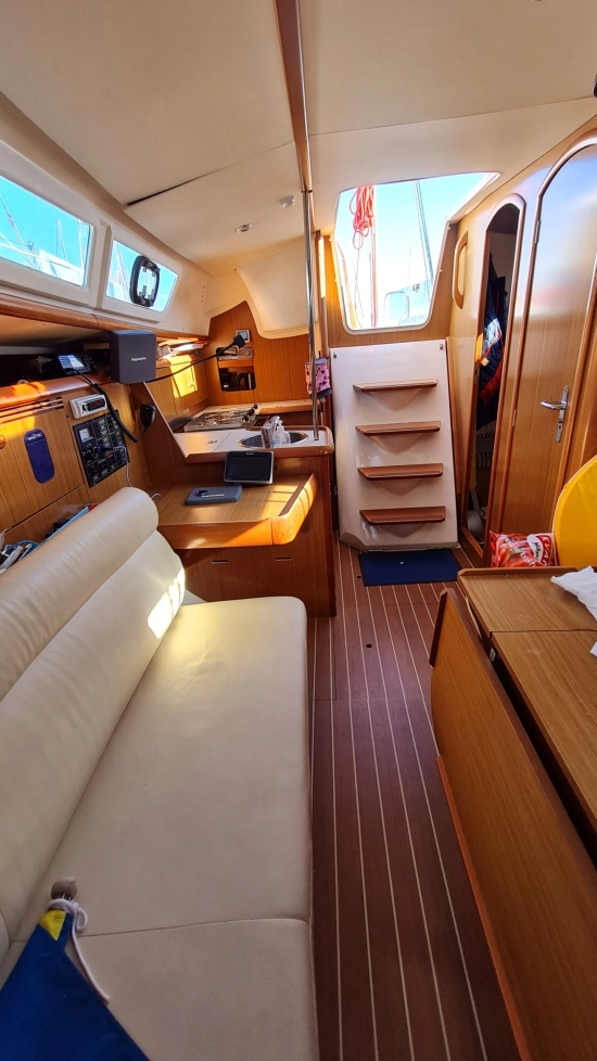 Jeanneau Sun Fast 32I preowned for sale