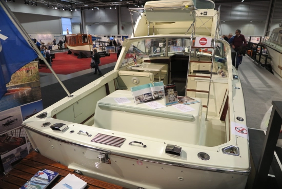 Riva Bertram Fisherman 25 preowned for sale