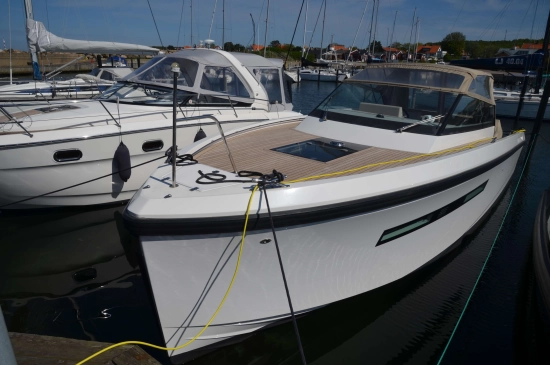 Delta 33 Open preowned for sale