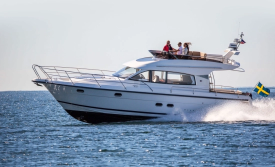 Nimbus 405 Flybridge preowned for sale