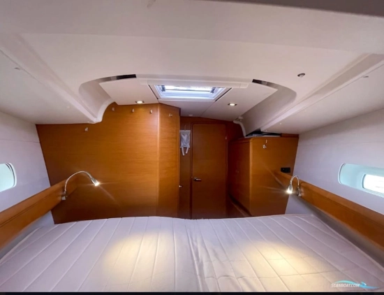 Jeanneau Sun Odyssey 409 preowned for sale