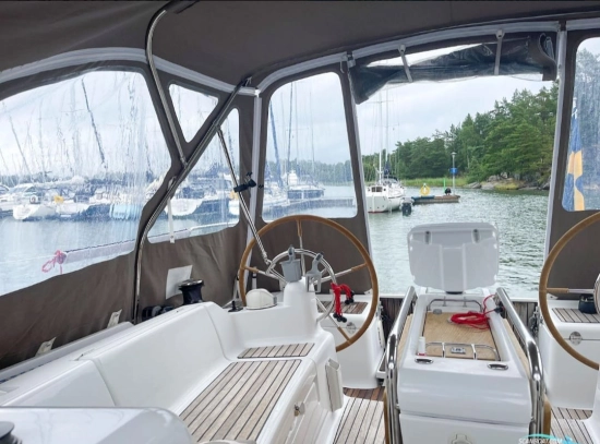 Jeanneau Sun Odyssey 409 preowned for sale