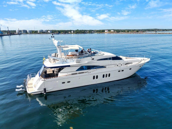 Fairline Squadron 74 gebraucht zum verkauf