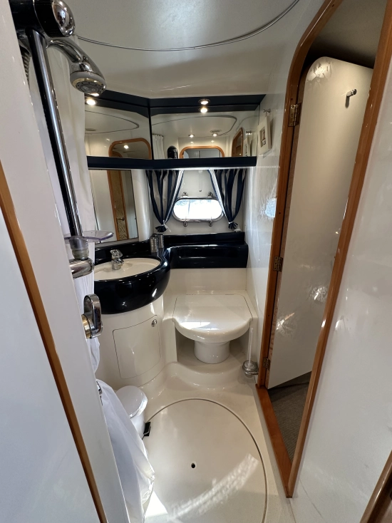 Princess 420 Flybridge preowned for sale