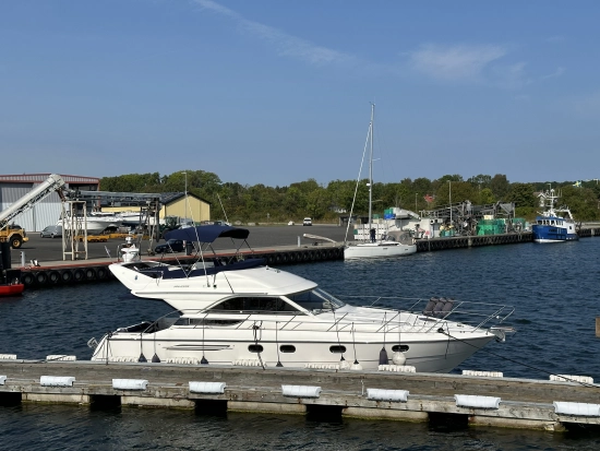 Princess 420 Flybridge preowned for sale