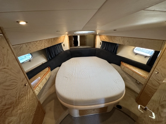 Princess 420 Flybridge preowned for sale