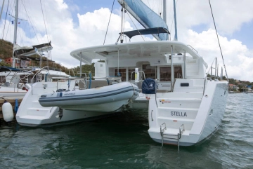 Lagoon 450 F preowned for sale