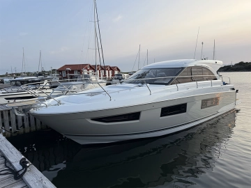 Jeanneau Leader 46 d’occasion à vendre