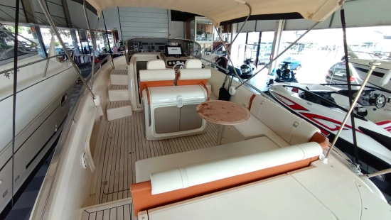 Invictus Yacht 280 Gt preowned for sale