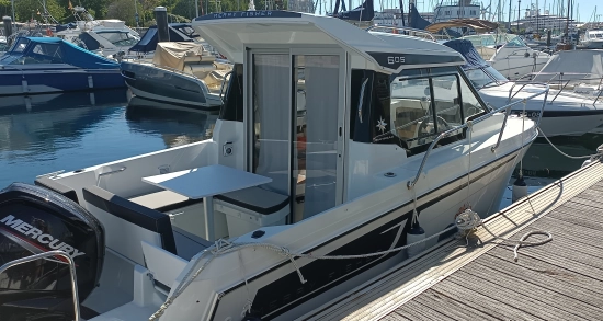 Jeanneau Merry Fisher 605 preowned for sale