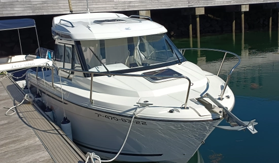 Jeanneau Merry Fisher 605 preowned for sale