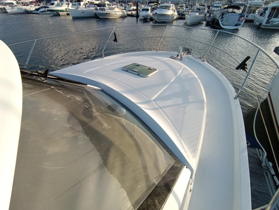 Beneteau Antares 9.80 preowned for sale