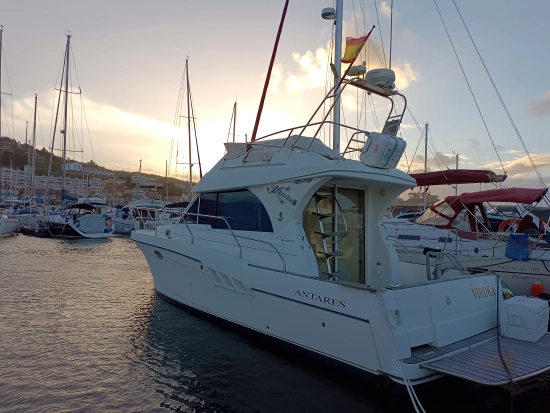 Beneteau Antares 9.80 preowned for sale