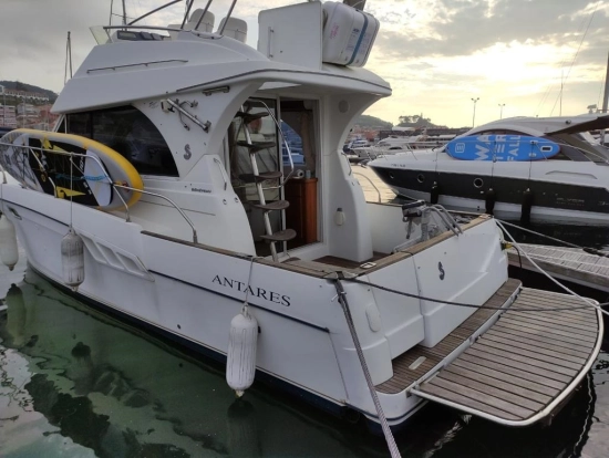 Beneteau Antares 9.80 preowned for sale