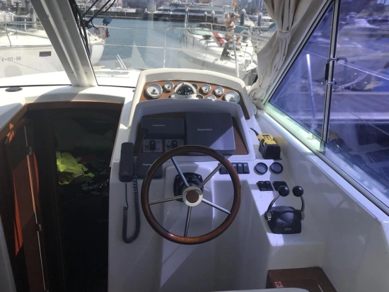 Beneteau Antares 9.80 preowned for sale