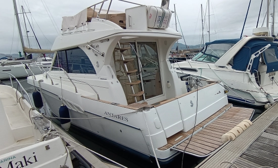 Beneteau Antares 9.80 preowned for sale