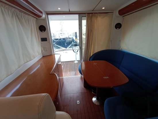 Beneteau Antares 9.80 preowned for sale