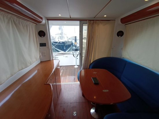 Beneteau Antares 9.80 preowned for sale