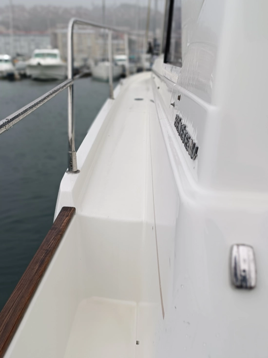 Beneteau Antares 9.80 preowned for sale