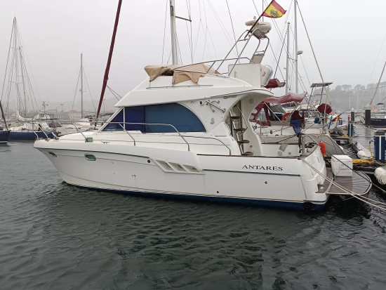 Beneteau Antares 9.80 preowned for sale