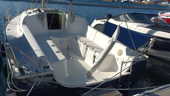 Jeanneau SUN 2500 preowned for sale