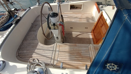 Hallberg Rassy 352 preowned for sale