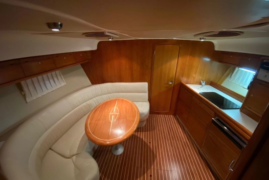 Bavaria Yachts 35 cruiser preowned for sale