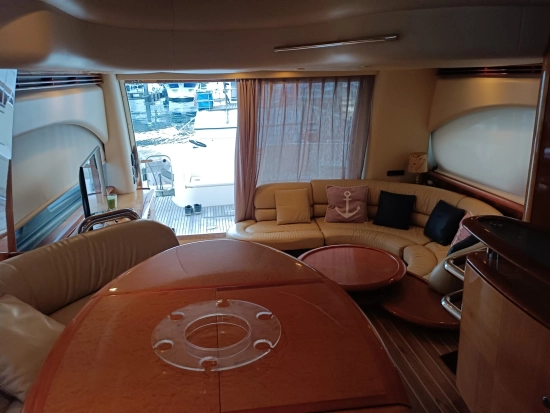 Azimut 55 Flybridge preowned for sale