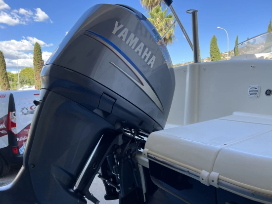 Jeanneau Cap Camarat 715 WA preowned for sale